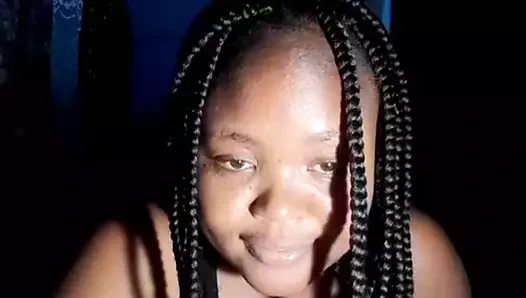 Büyük göğüslerimi ve büyük siyah götümü ne kadar sevdiğini söyle 1