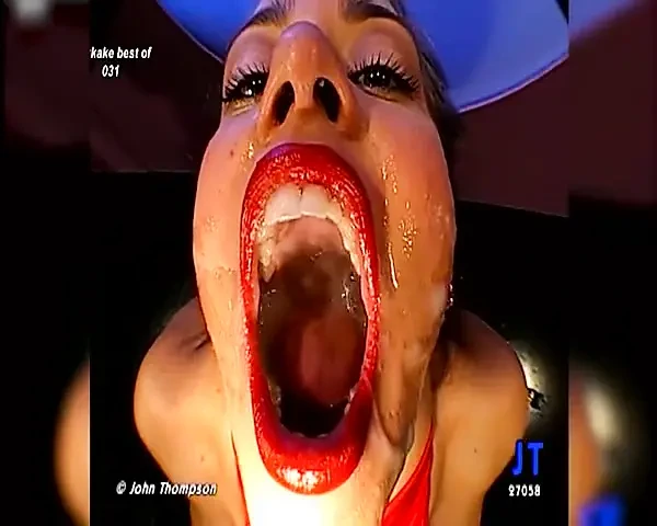 Seksi sarışın uzun yaraklı anal grup sekse bayılıyor ggg john thompson