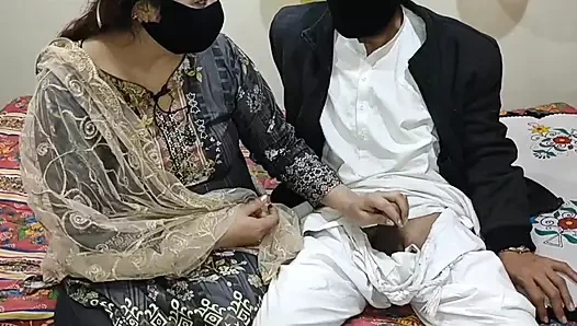 Üvey erkek kardeşimle istediğim gibi sikişiyorum