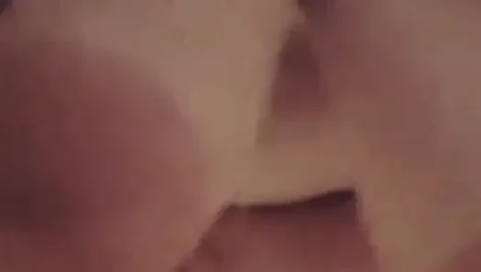 Bu azgın sürtüğü ve amcığını göreceğini izle