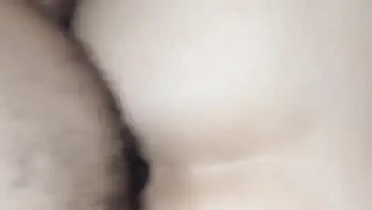 Antony... Büyük götlü ateşli genç kadınla sikişmek için hafta sonu...