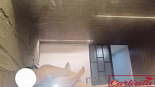 Sıkı ve büyük götlü curlisita dölleniyor