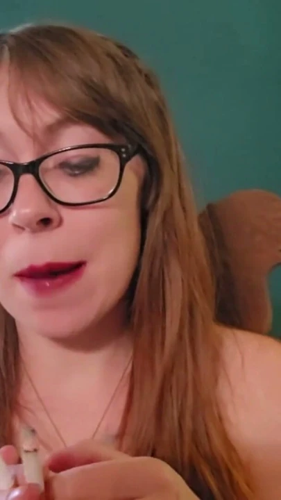 Birden fazla sigara içmek üzerine düşüncelerim | Klip 3