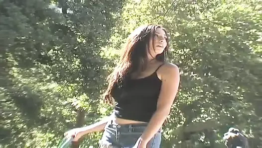 Kelly Taylor'ın ateşli sperme ihtiyacı var