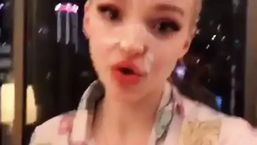 Dove Cameron senden iyi olmanı istiyor