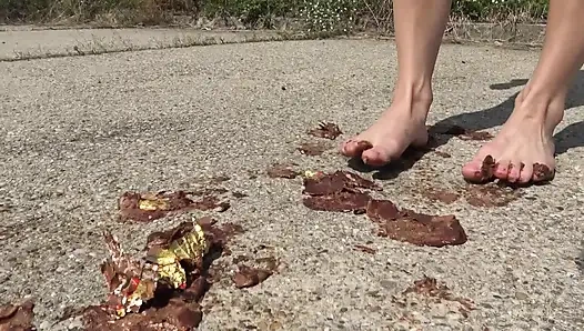 Piyano taşakları ezilsin!