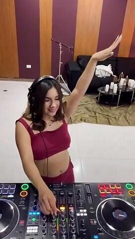 Victoriahawks videosu
