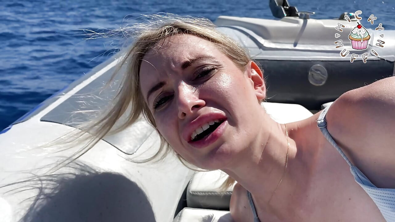 The Bumsboot - on the high seas my cunt is fucked bare!