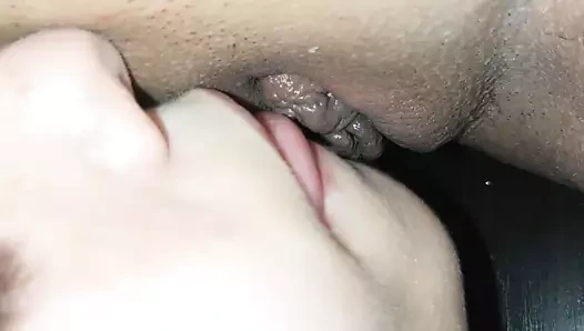 Nazik lezbiyen seks yakın çekim - lezbiyen illüzyon