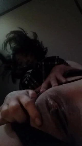 Asyalı kız yanıp sönen &amp; dokunaklı