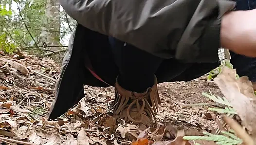 İç Mekanda Çiş, açık Havada Çiş