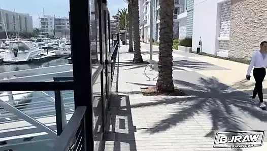 Busty milf yapar o yağmur boşalmak