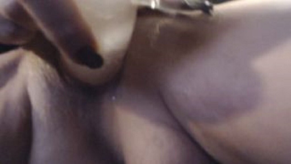 Buz yapay penis 2 - olağandışı kedi ve anal mastürbasyon