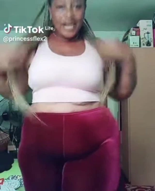 İri güzel Afrikalı kadının götü