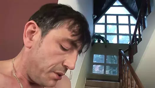 şanlı kızıl alman ona çarpıcı bir zaman verir