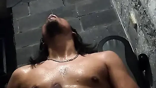 Çok Sıcak, Terli, Seksi Vücut