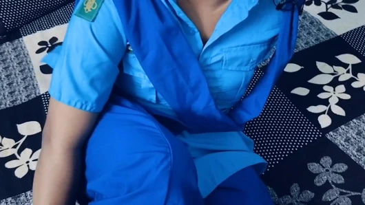 'Maaf kar dijiye bhaiya' - liseli kızın başı belada