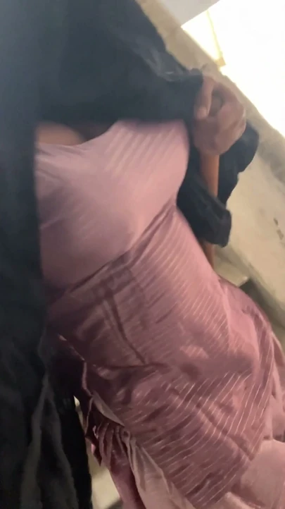 parlak ipeksi saten takım salwar cross dresser hint bhabhi büyük göğüsler | Bölüm 1