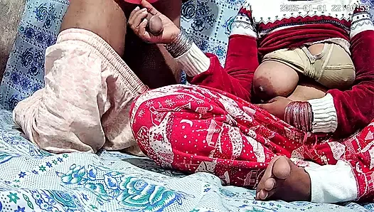 Hintli büyük ördek oğlan ve göğüslerde seks 2755