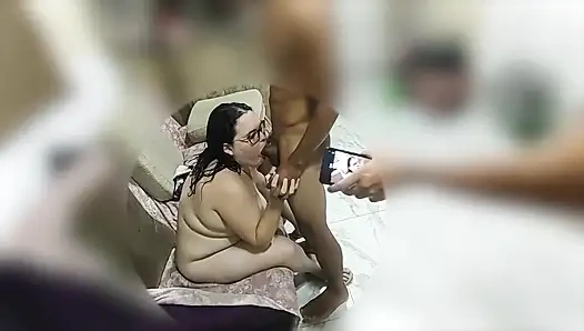 Prezervatifsiz sikişiyor ve gavat kocasına sormadı