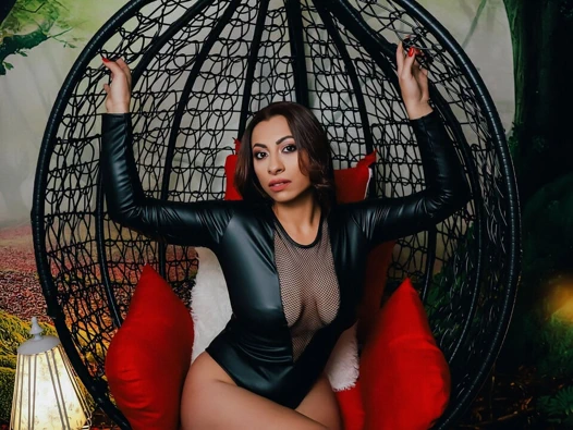 Siyah dildoyla dans et, soyun ve em