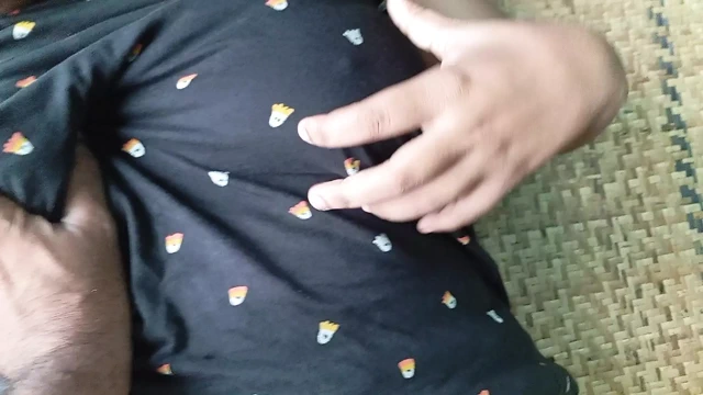 Karım patronumla paylaşıyor. Güzel karımı önümde sikiyor