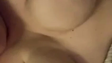 Bbw oynama ile ona göğüsler