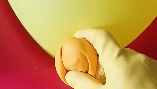 Rubberboy lastik eldiven ve balon ile mastürbasyon