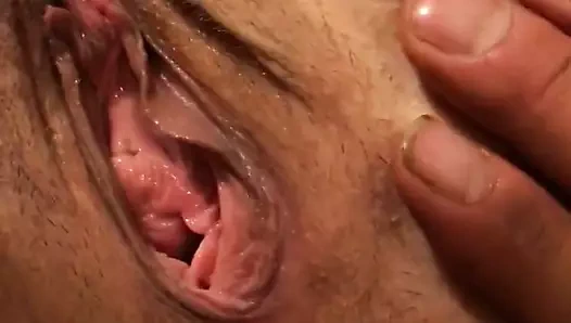 Parmak ona ıslak kedi