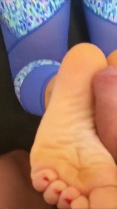 Sıcak karım spor antrenmanından sonra | Klip 2