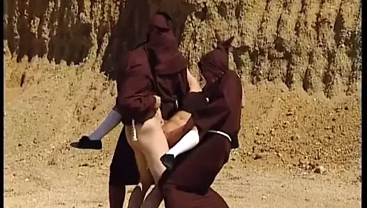 Vivien angel rahibe grup seks