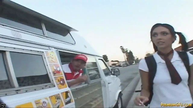 Dondurma ile tatlı stephanie - oral seks ve minibüste lanet
