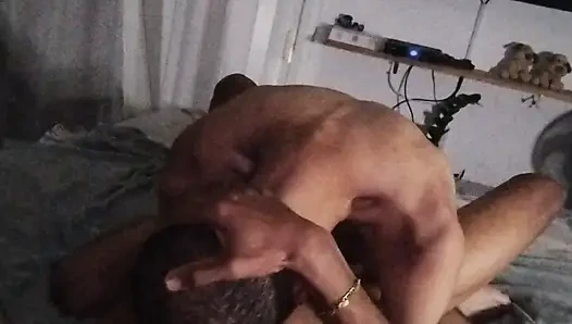 Siyah penisi emmek, oturmak deli gibi