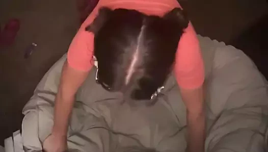 Erkek arkadaşımın en iyi arkadaşları okuldan sonra beni sikiyor