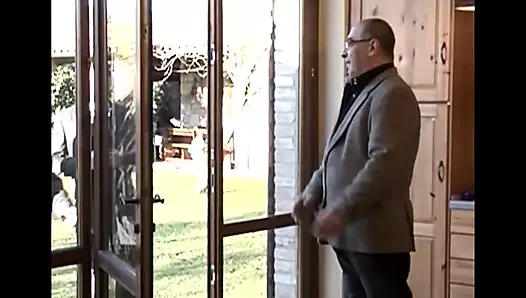 Çok hastayım, Doktor Franco... Beni büyük yarağınla sikerek yardım edebilir misin?