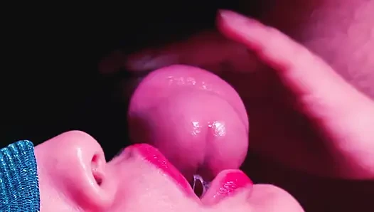 Yakın çekim : harika sakso - asmr ağzı emiyor bölüm 1