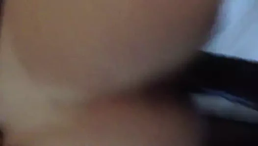 Bir sürtüğü sikiyor