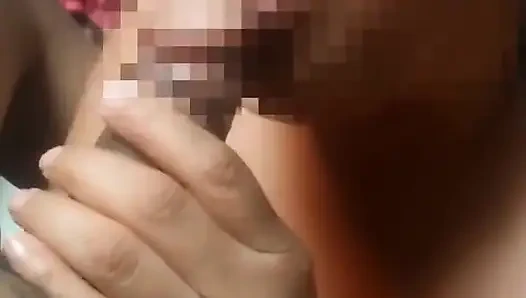 Yengem onu iyi emiyor