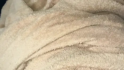 Fucking my mother in the morning until I cumshot her pussy