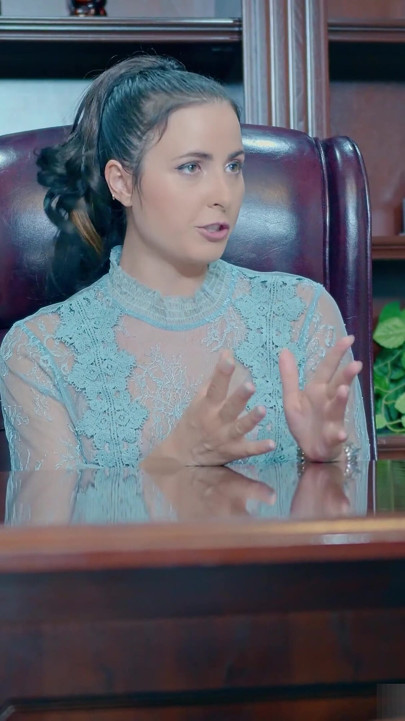 Kötü öğretmen Karen