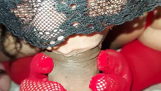 Ateşli ve seksi kadınlar fantezilerini paylaşıyor