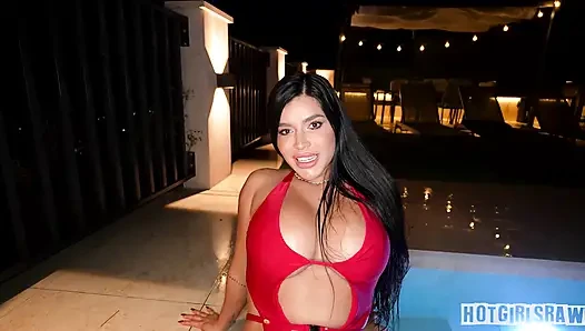 İspanya'da seksi Sara Retali