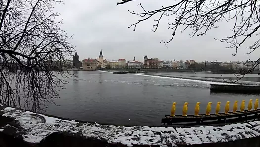 Muhteşem kız dan &amp; üvey oğlu ile üçlü sperm beslenir