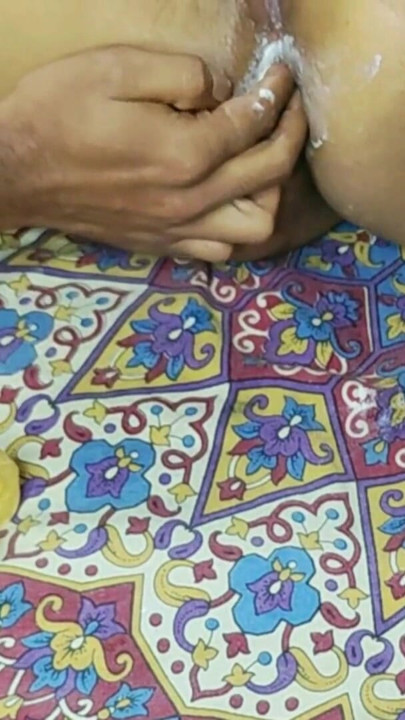 Anal sikiş - ilk adım anal göt tıkacı tam göt sikişi Hintli evli kadın porno videoları | Klip 2