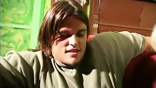 Seksi sarışın orta yaşlı seksi kadın yarak üzerinde... ağzına boşalma