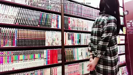 Asian Transvestite jerks and cums