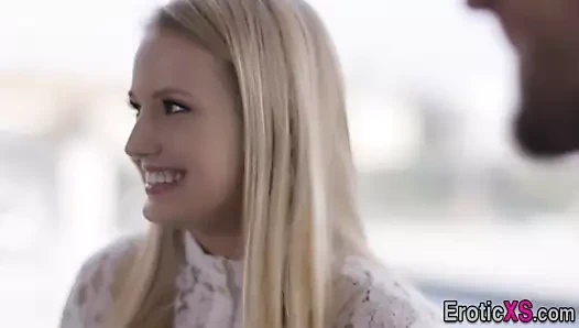 sarışın babes emme horoz