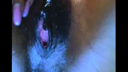 siyah kremsi oynuyor 1