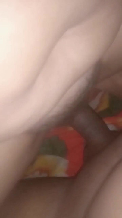 Penis pompasını kullandıktan sonra penisim büyüdü | Klip 1