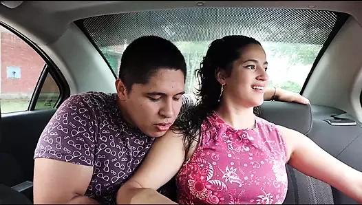 Yalnız kız porno hayatında başlamak istedi ve buna bayıldı